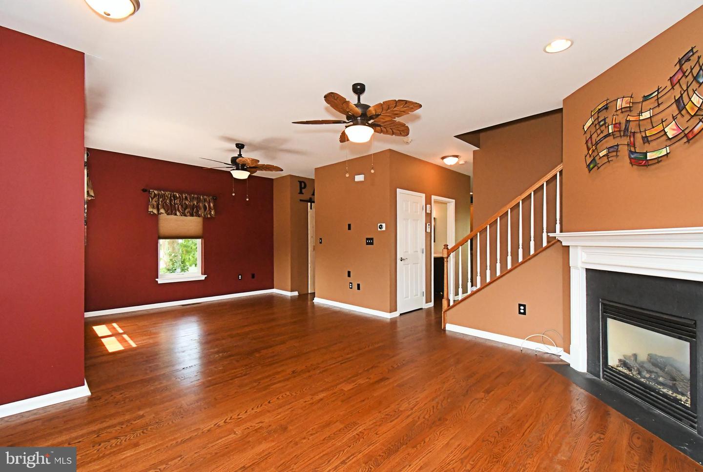 38 A Montclair Ave Property Photo 8