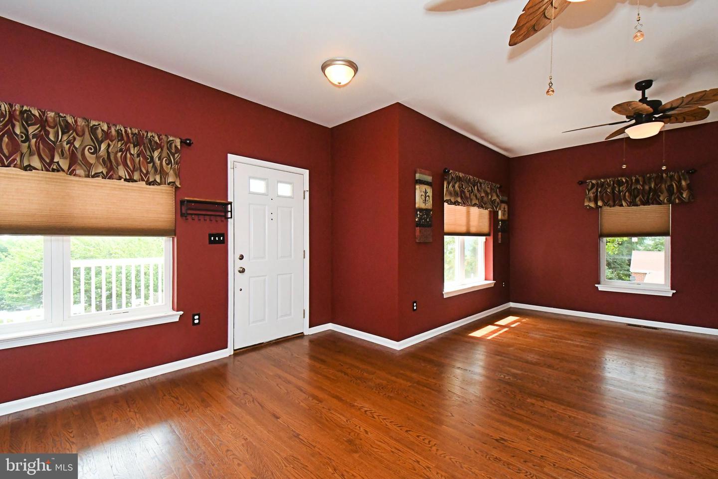 38 A Montclair Ave Property Photo 9
