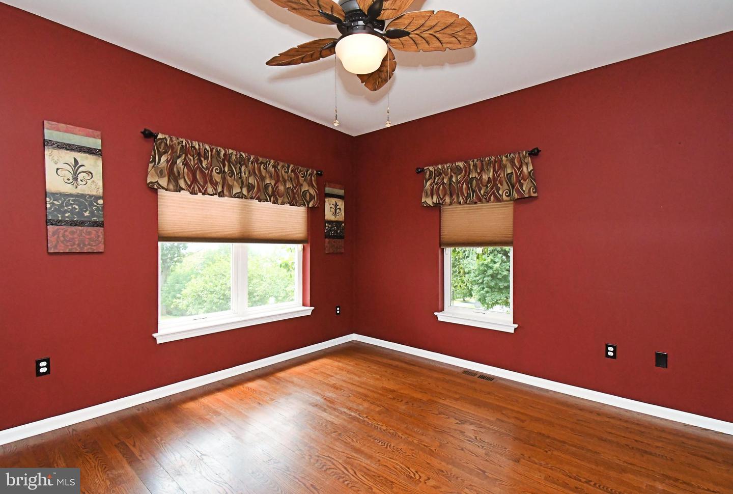 38 A Montclair Ave Property Photo 10