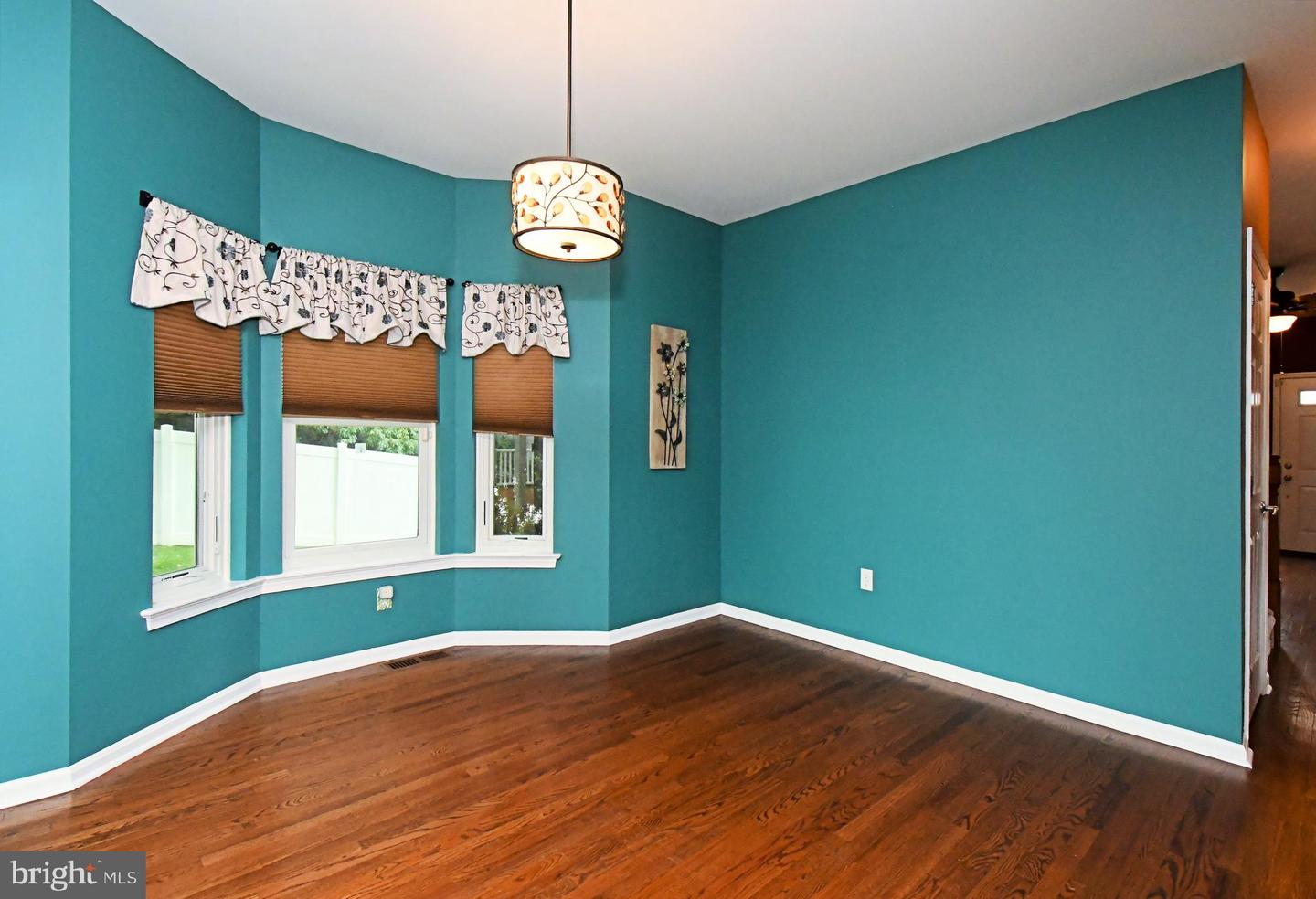 38 A Montclair Ave Property Photo 18