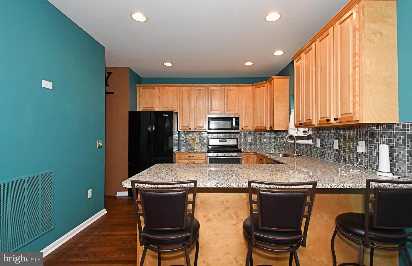 38 A Montclair Ave Property Photo 19