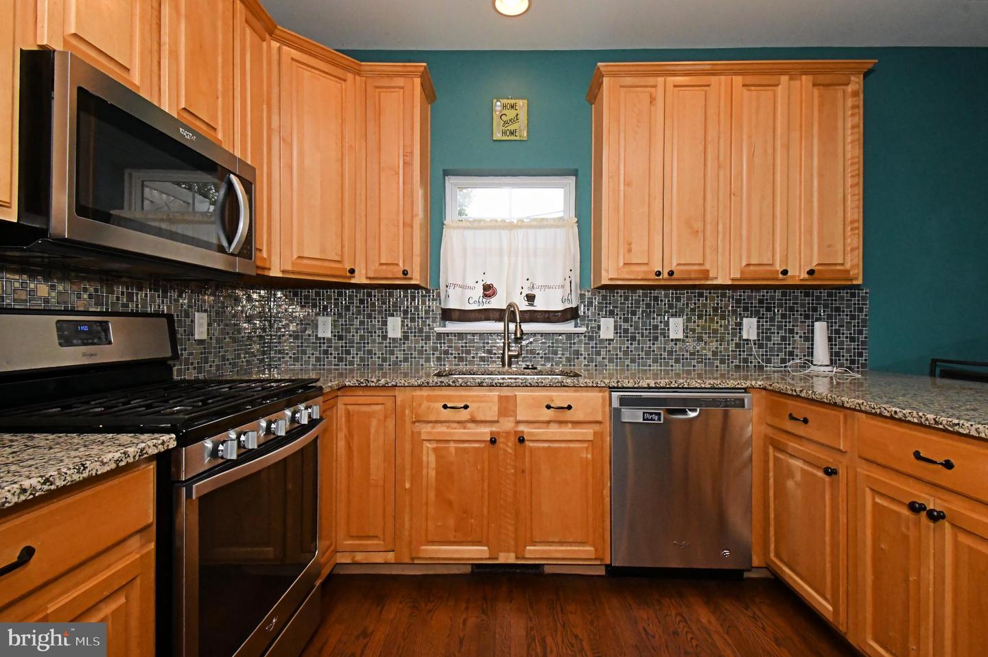 38 A Montclair Ave Property Photo 22