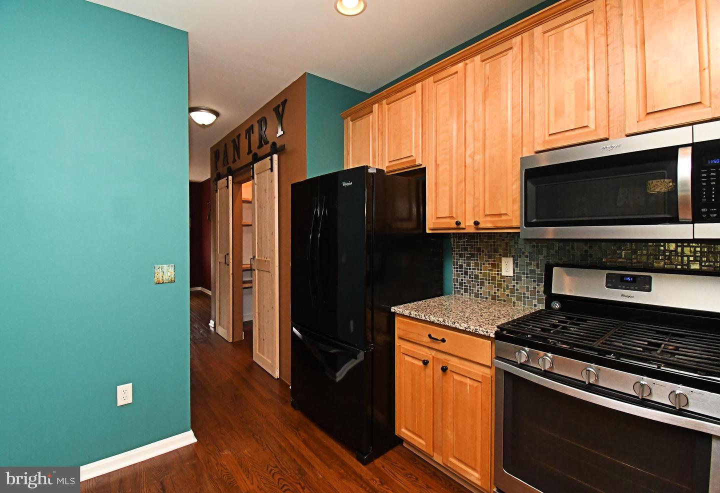 38 A Montclair Ave Property Photo 24