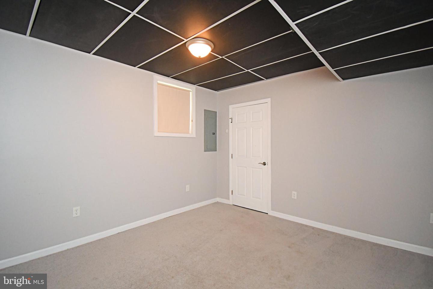 38 A Montclair Ave Property Photo 43