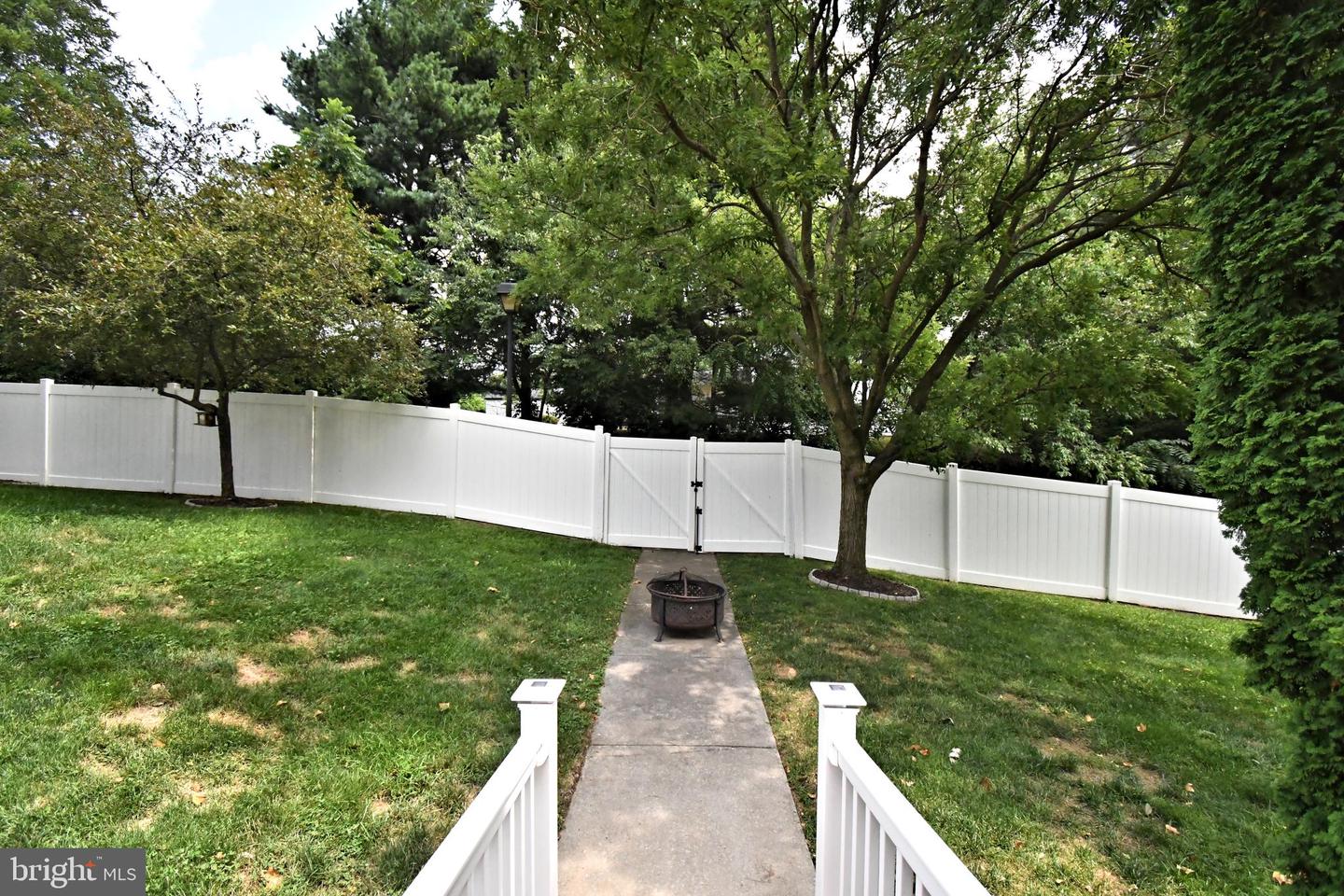 38 A Montclair Ave Property Photo 53