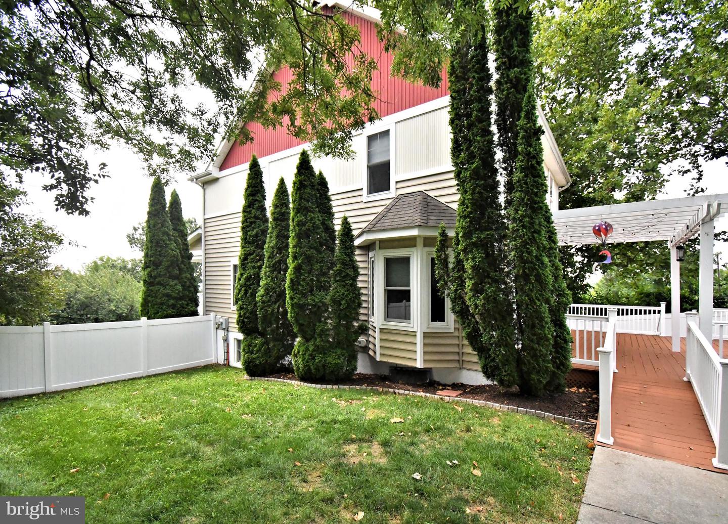 38 A Montclair Ave Property Photo 54