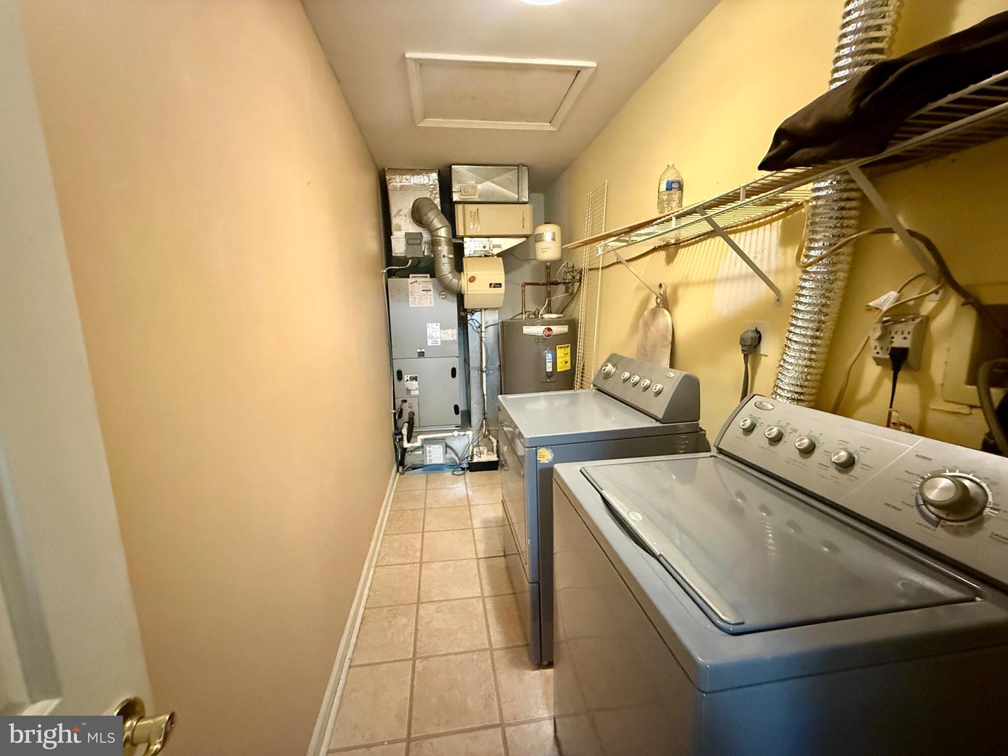 30 Hopkinson Ct #164 Property Photo 14