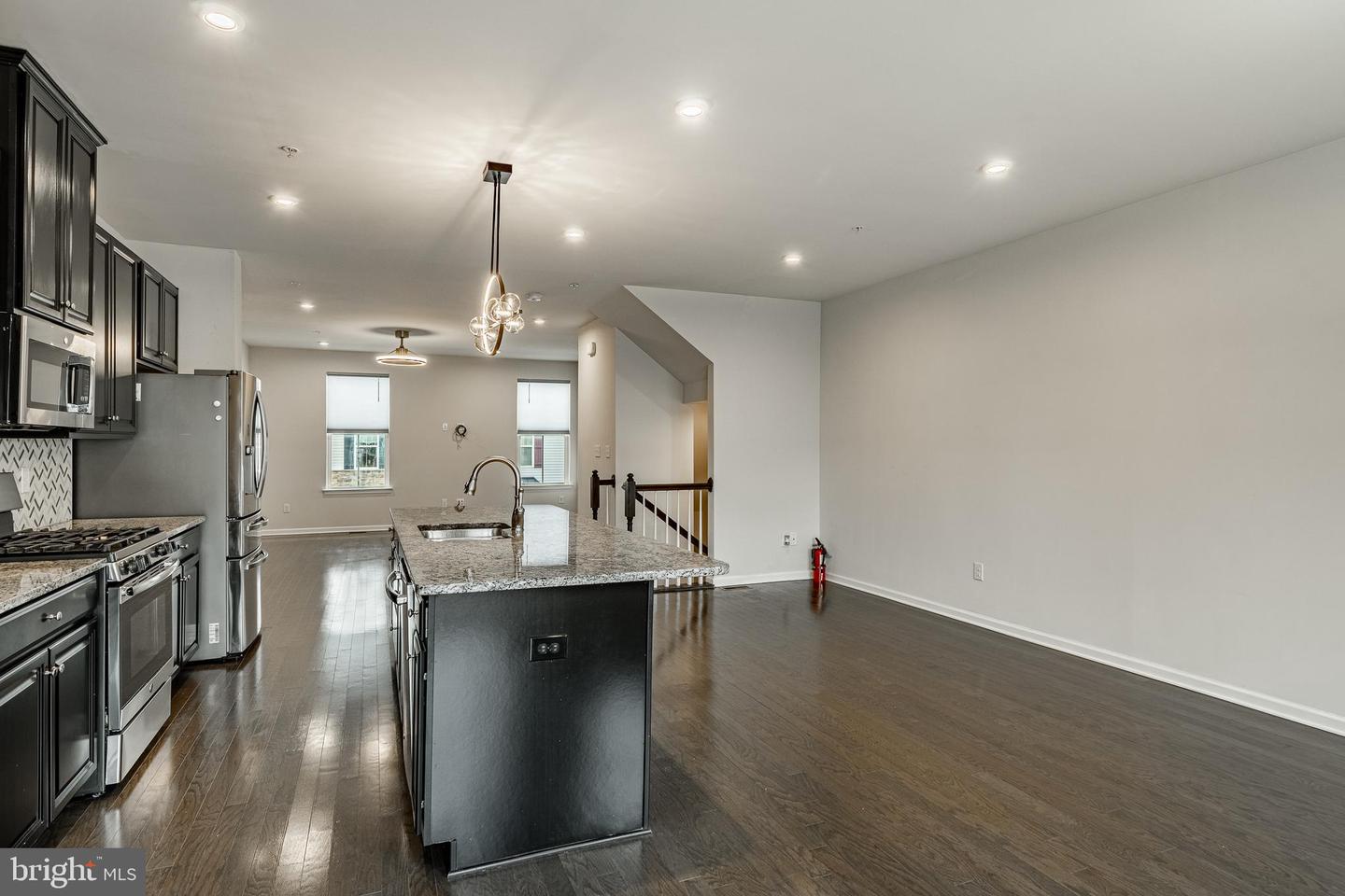 300 Blue Welsh St Property Photo 6
