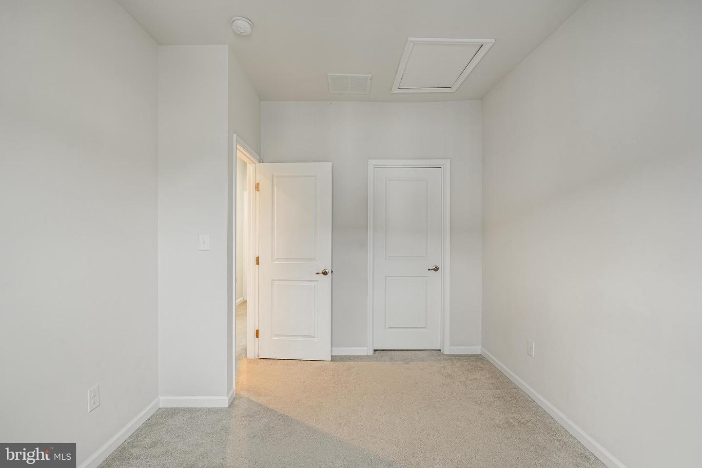 300 Blue Welsh St Property Photo 19