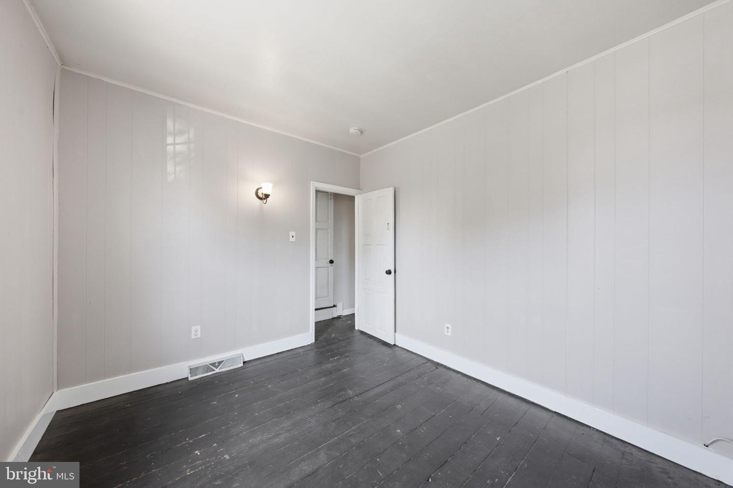 27 Spruce St Property Photo 21