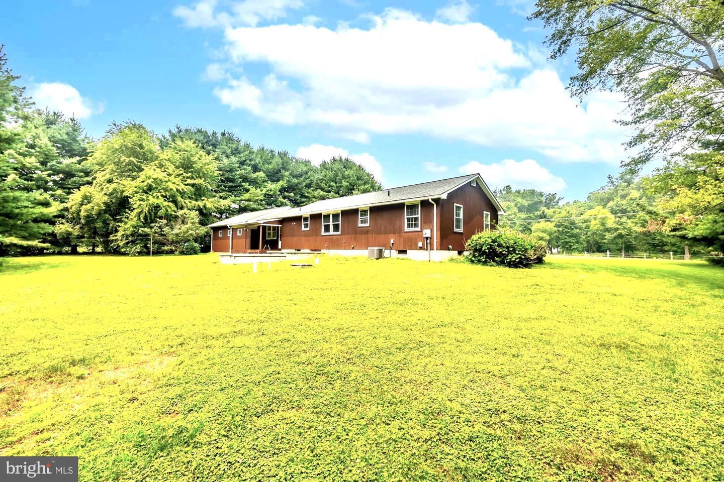 95 Mill Rd Property Photo 44