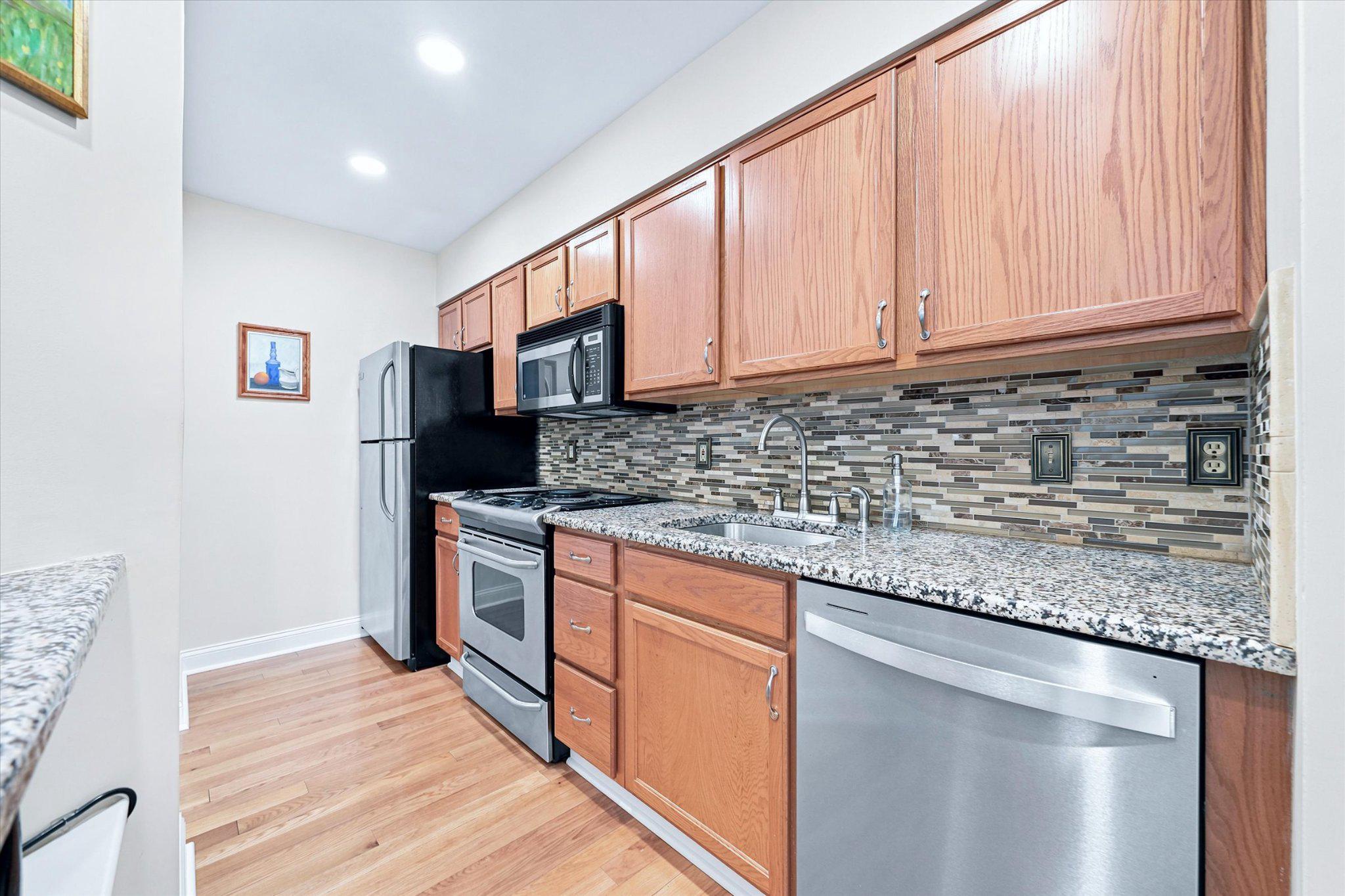 82 E Thomas Ct #82 Property Photo 10