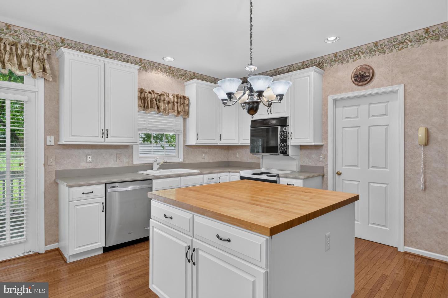 424 Buttonwood Rd Property Photo 16