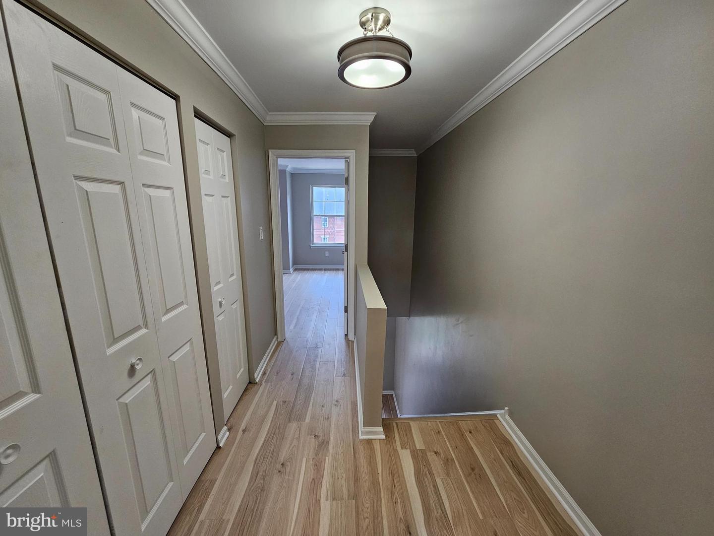 750 E Marshall St #611 Property Photo 13