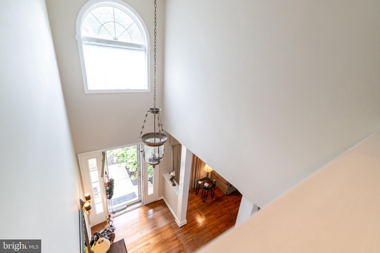 310 Newport Pl Property Photo 8