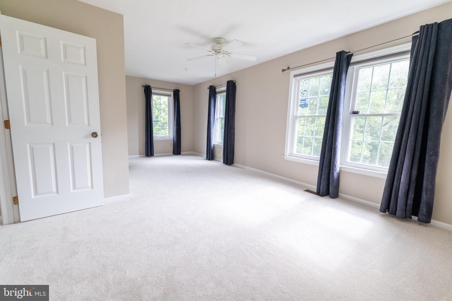 310 Newport Pl Property Photo 25