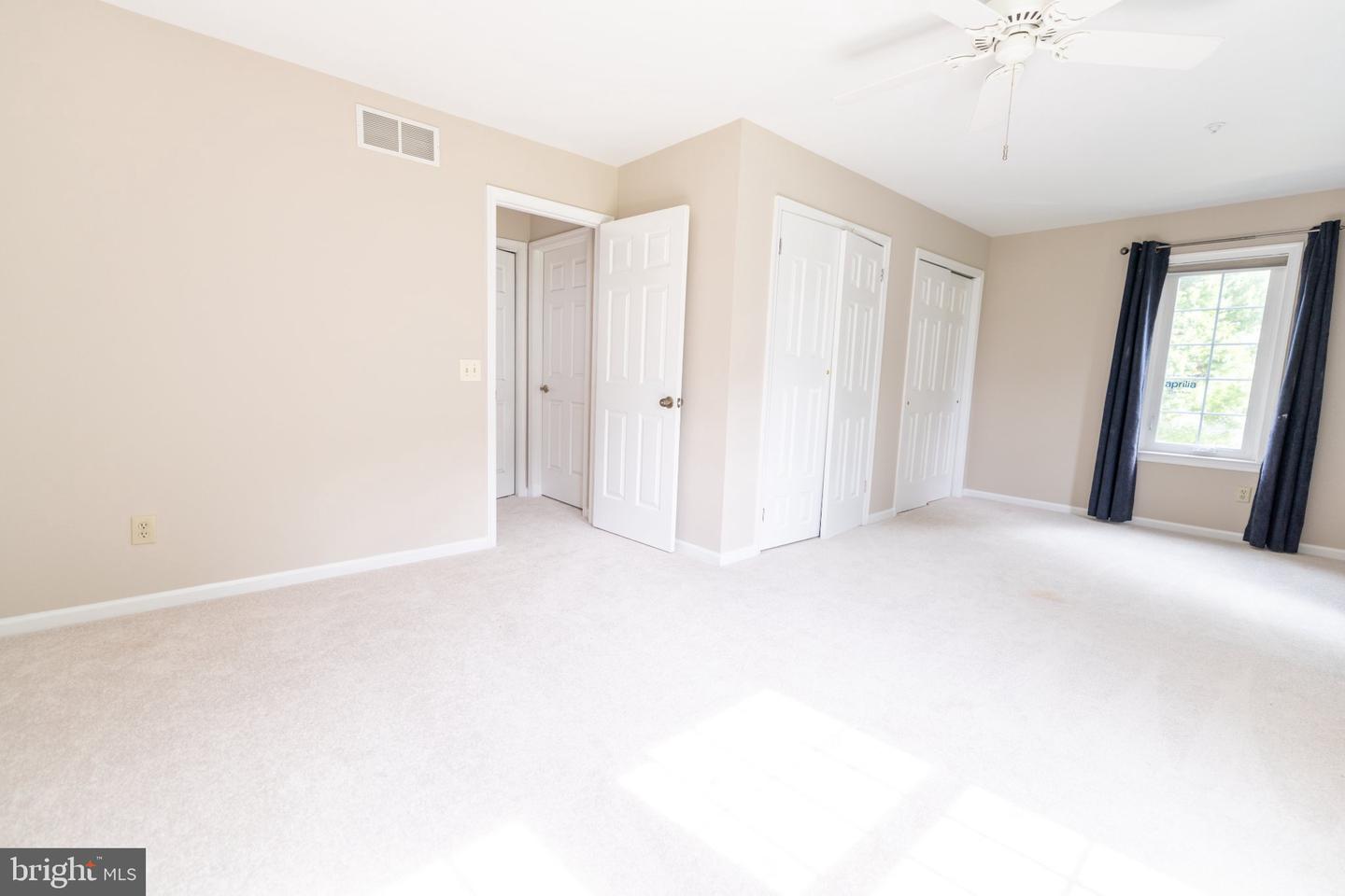 310 Newport Pl Property Photo 26