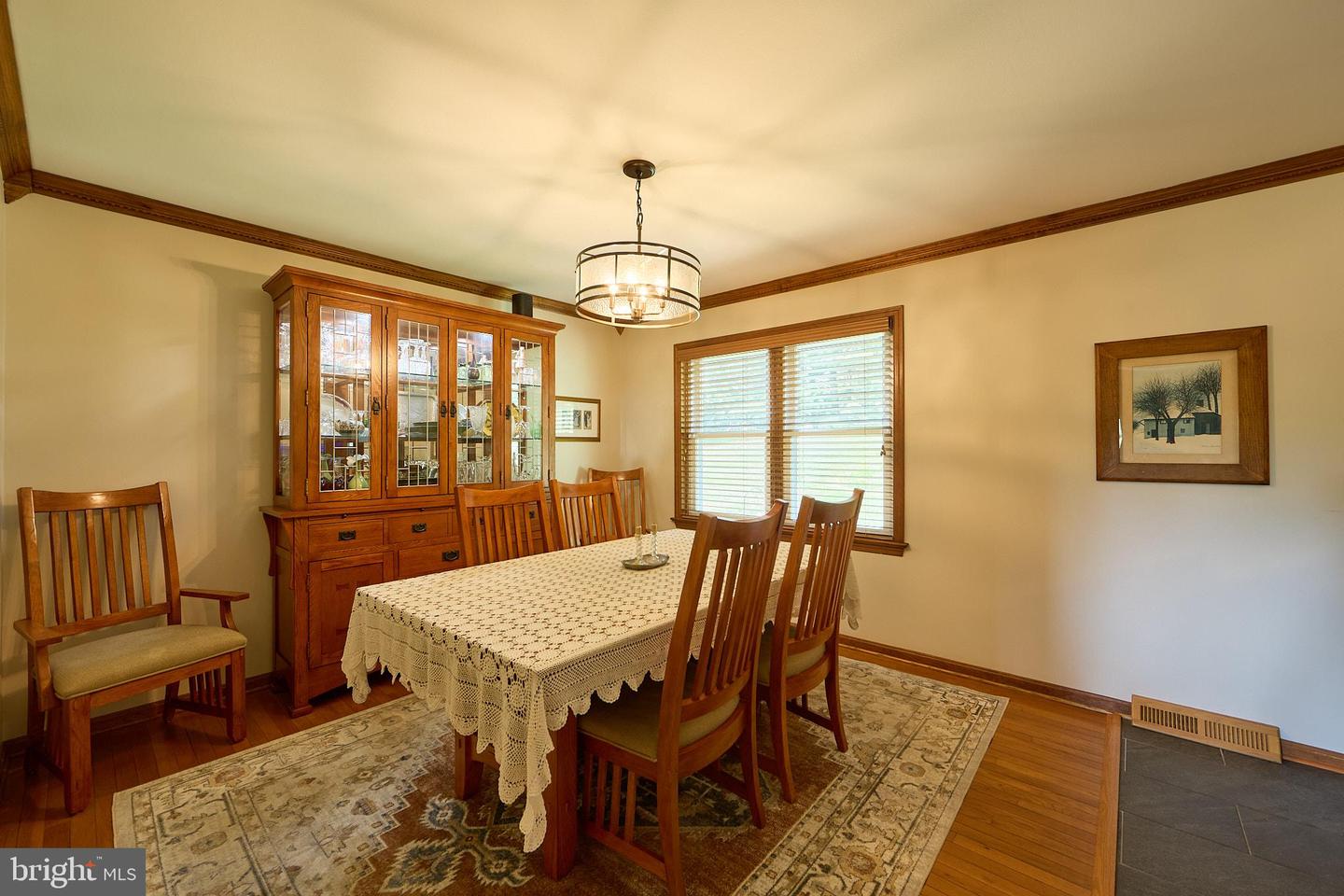 106 Stephen Ln Property Photo 3
