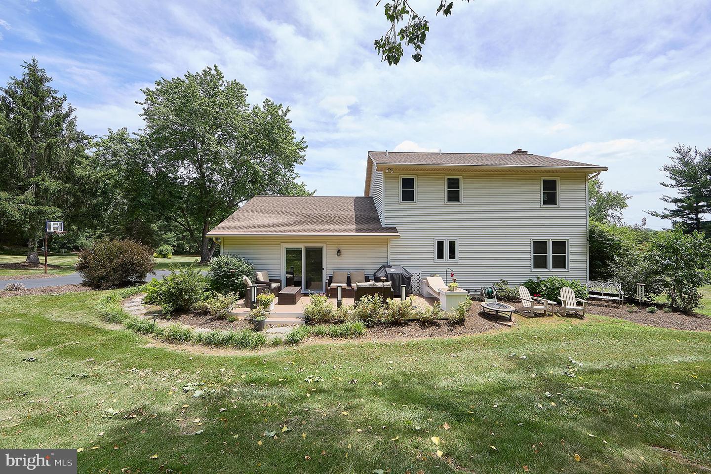 106 Stephen Ln Property Photo 15