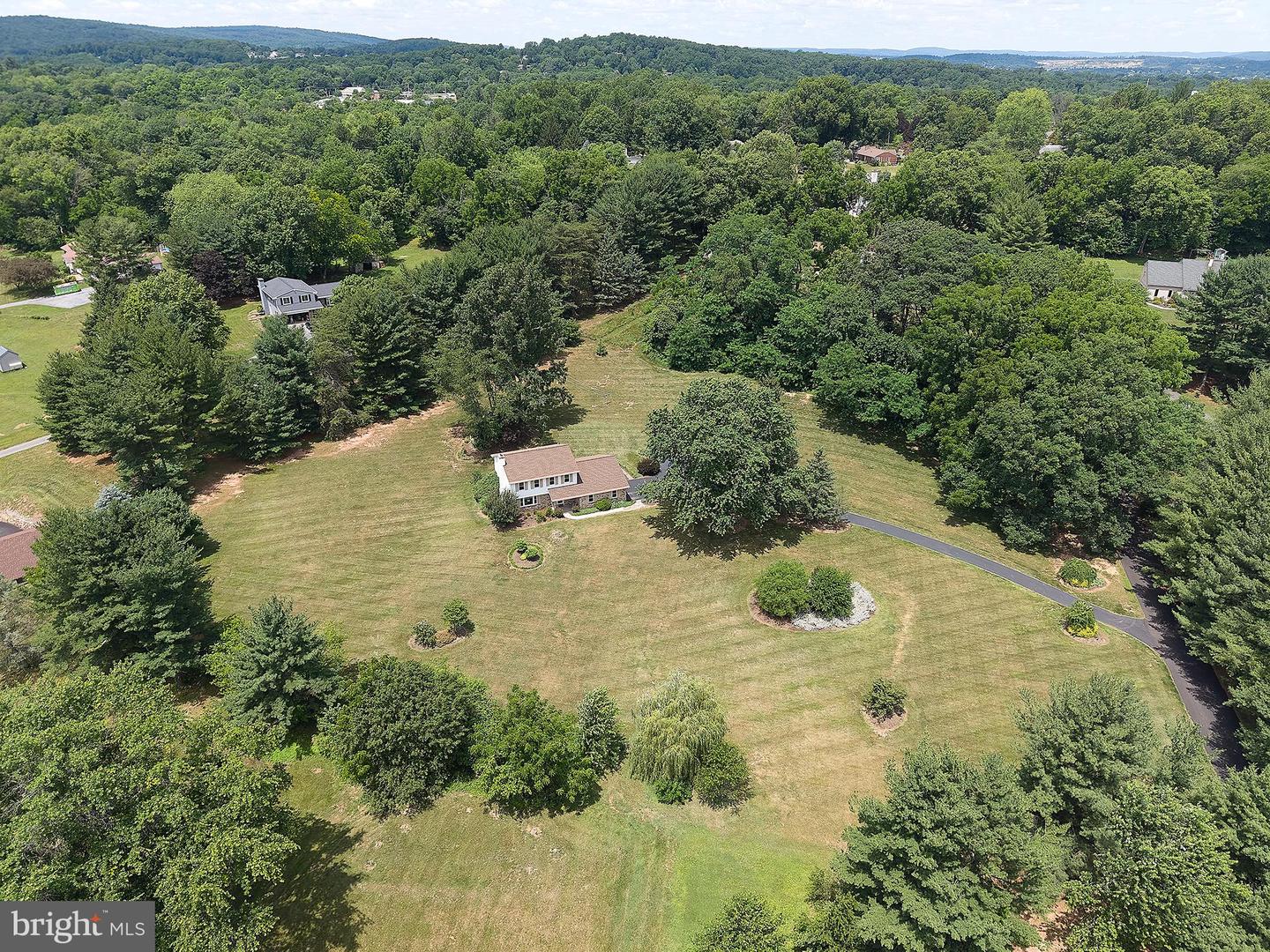 106 Stephen Ln Property Photo 18