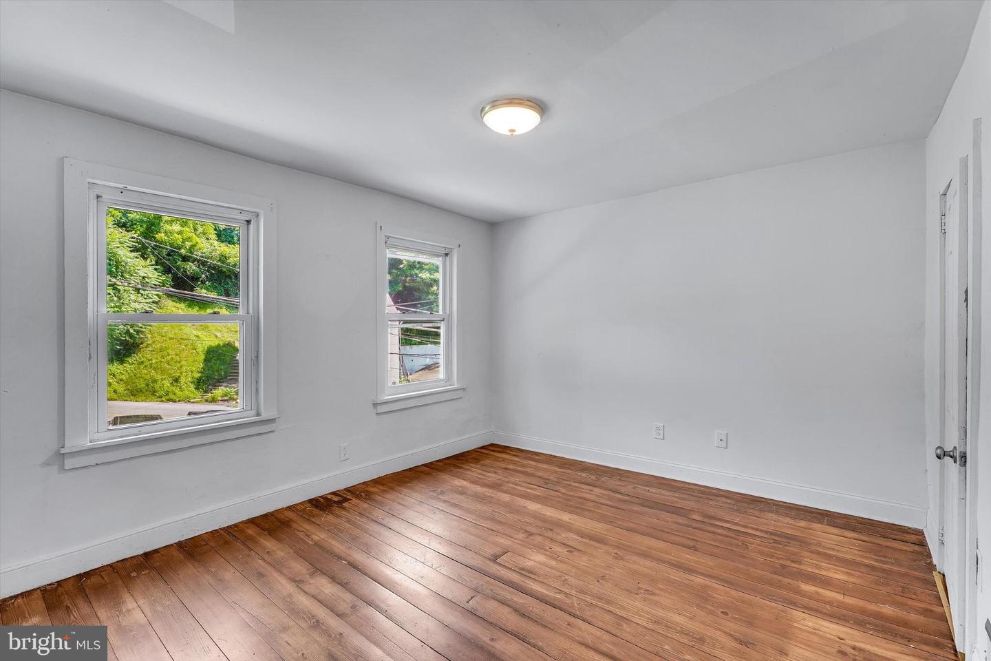 62 Irish Ln Property Photo 17
