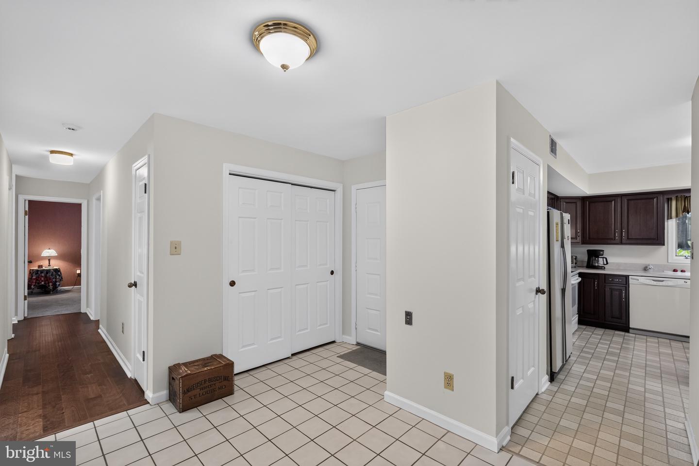 513 Eaton Way #513 Property Photo 4
