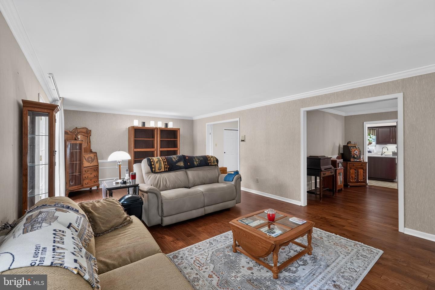 513 Eaton Way #513 Property Photo 15