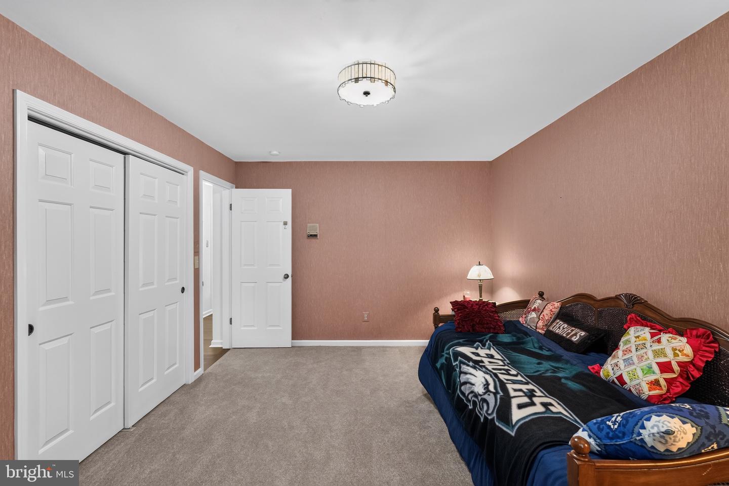 513 Eaton Way #513 Property Photo 20