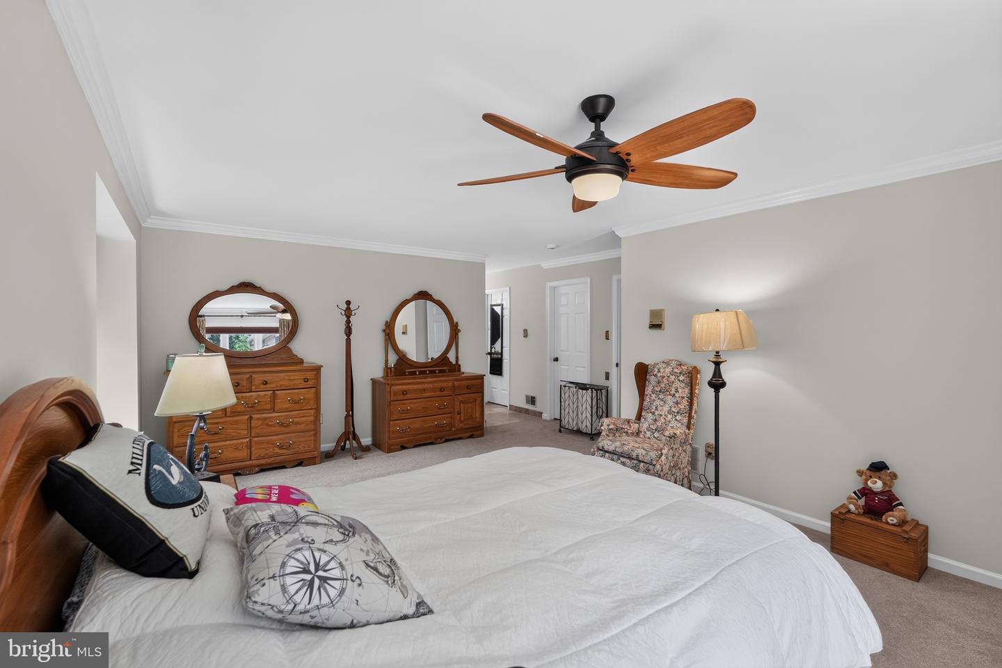 513 Eaton Way #513 Property Photo 24