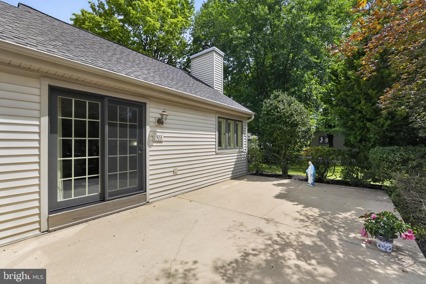 513 Eaton Way #513 Property Photo 28