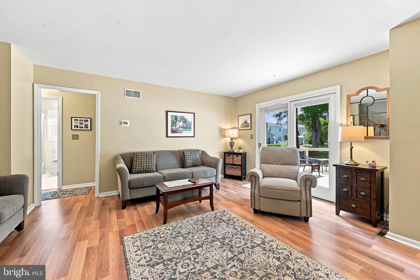 205 Armstead Ct Property Photo 4
