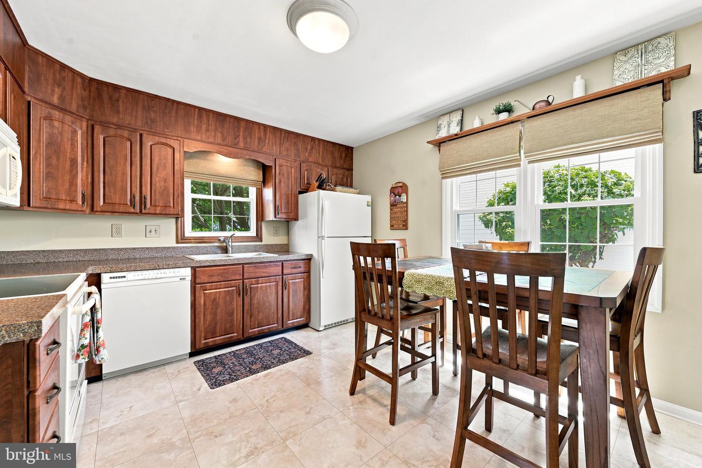 205 Armstead Ct Property Photo 6
