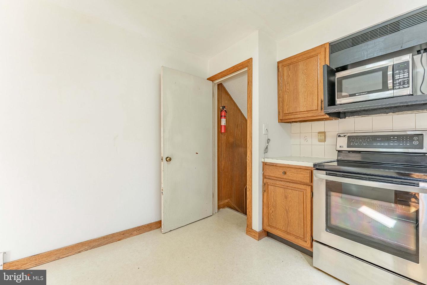 1304 Mary Jane Ln Property Photo 13