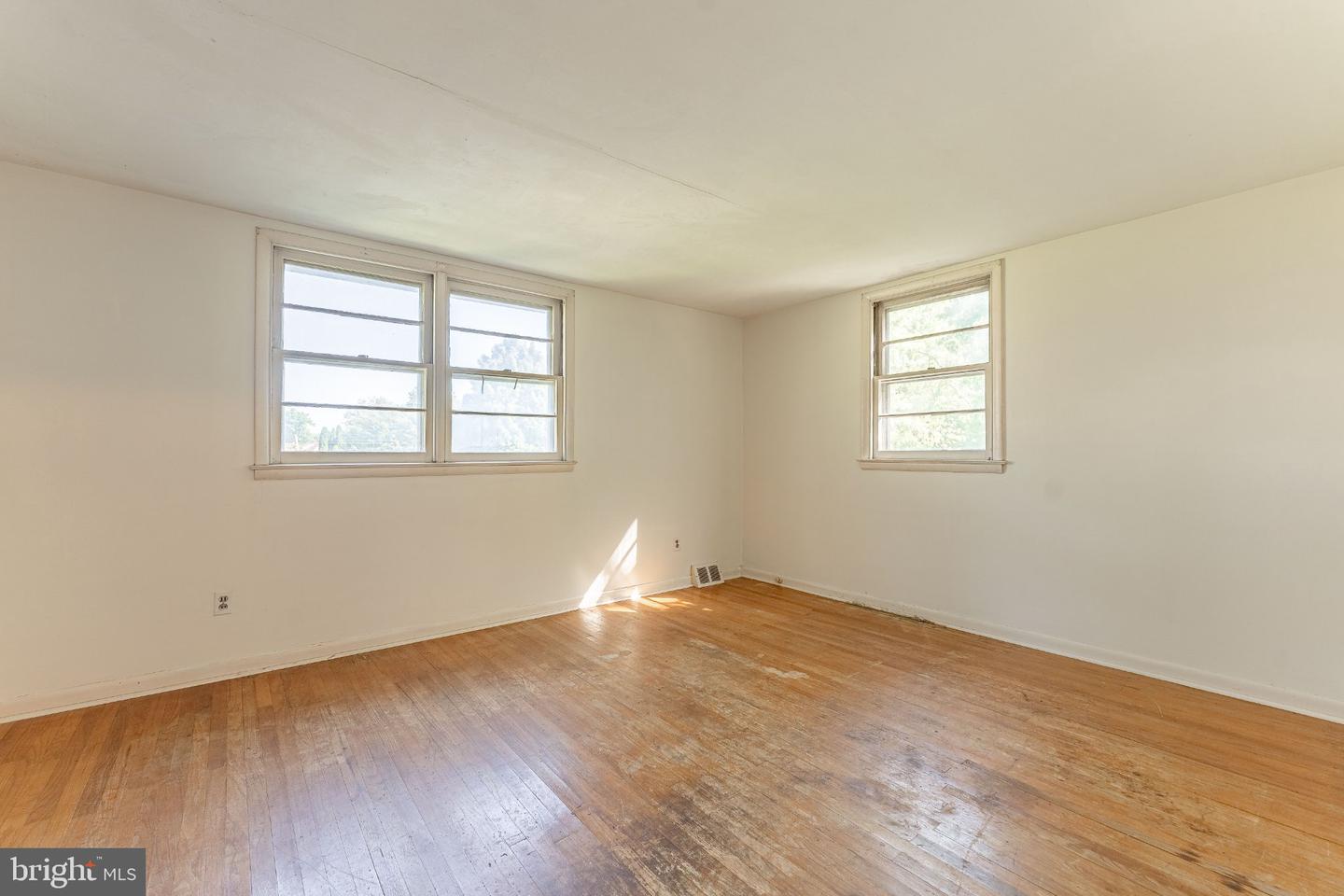 1304 Mary Jane Ln Property Photo 15