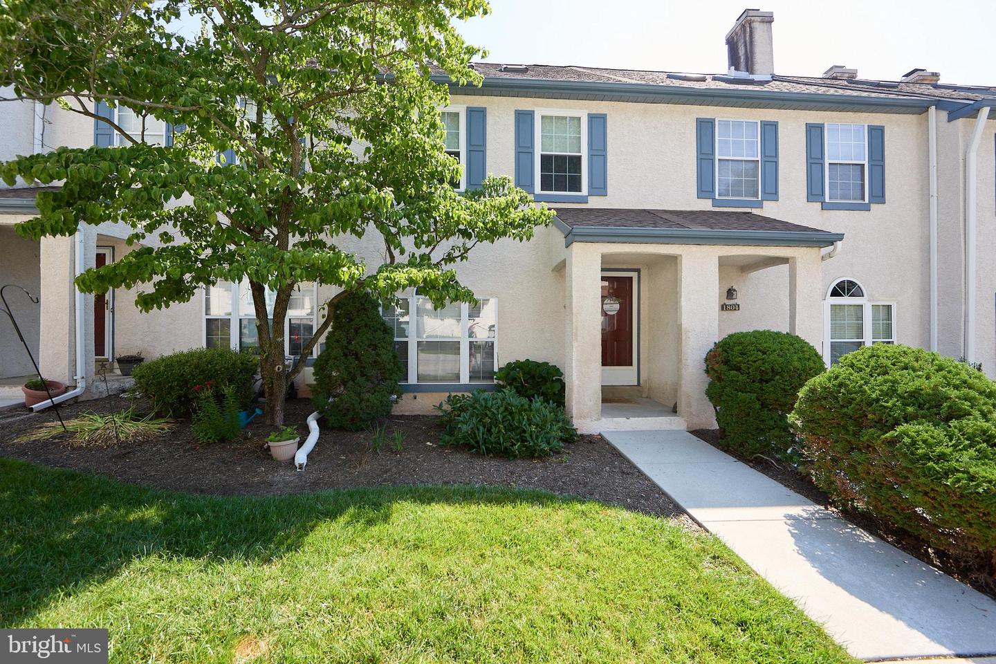 1803 Stoneham Dr #1803 Property Photo 1