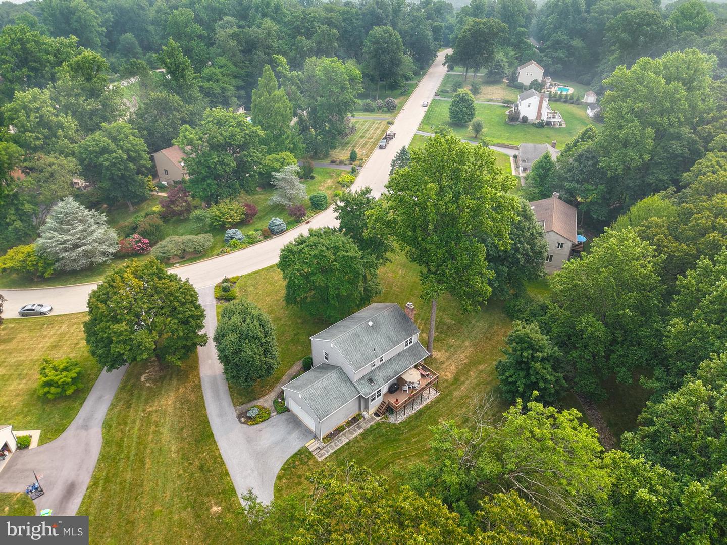 1466 Grove Ave Property Photo 11