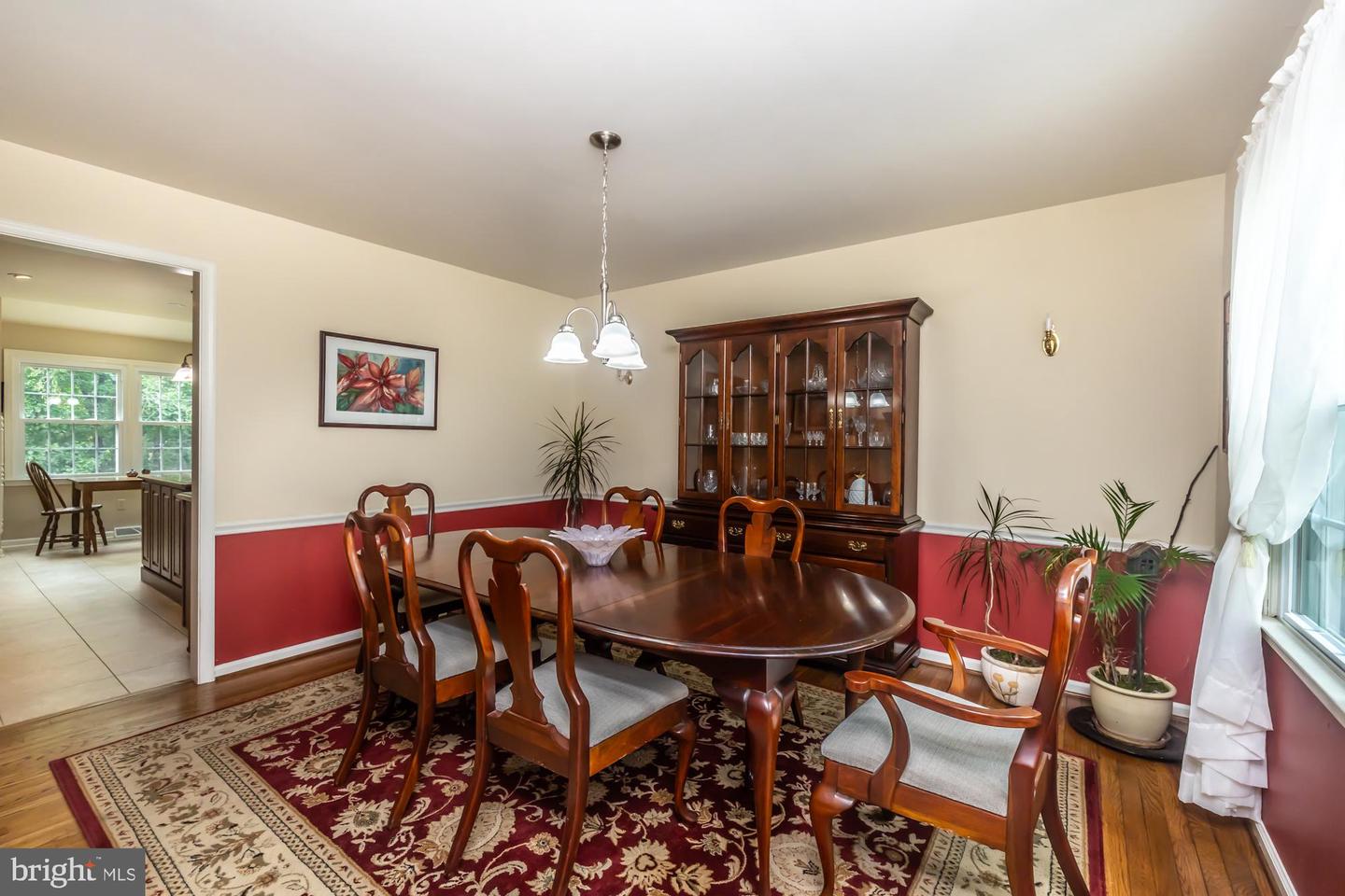 1466 Grove Ave Property Photo 24