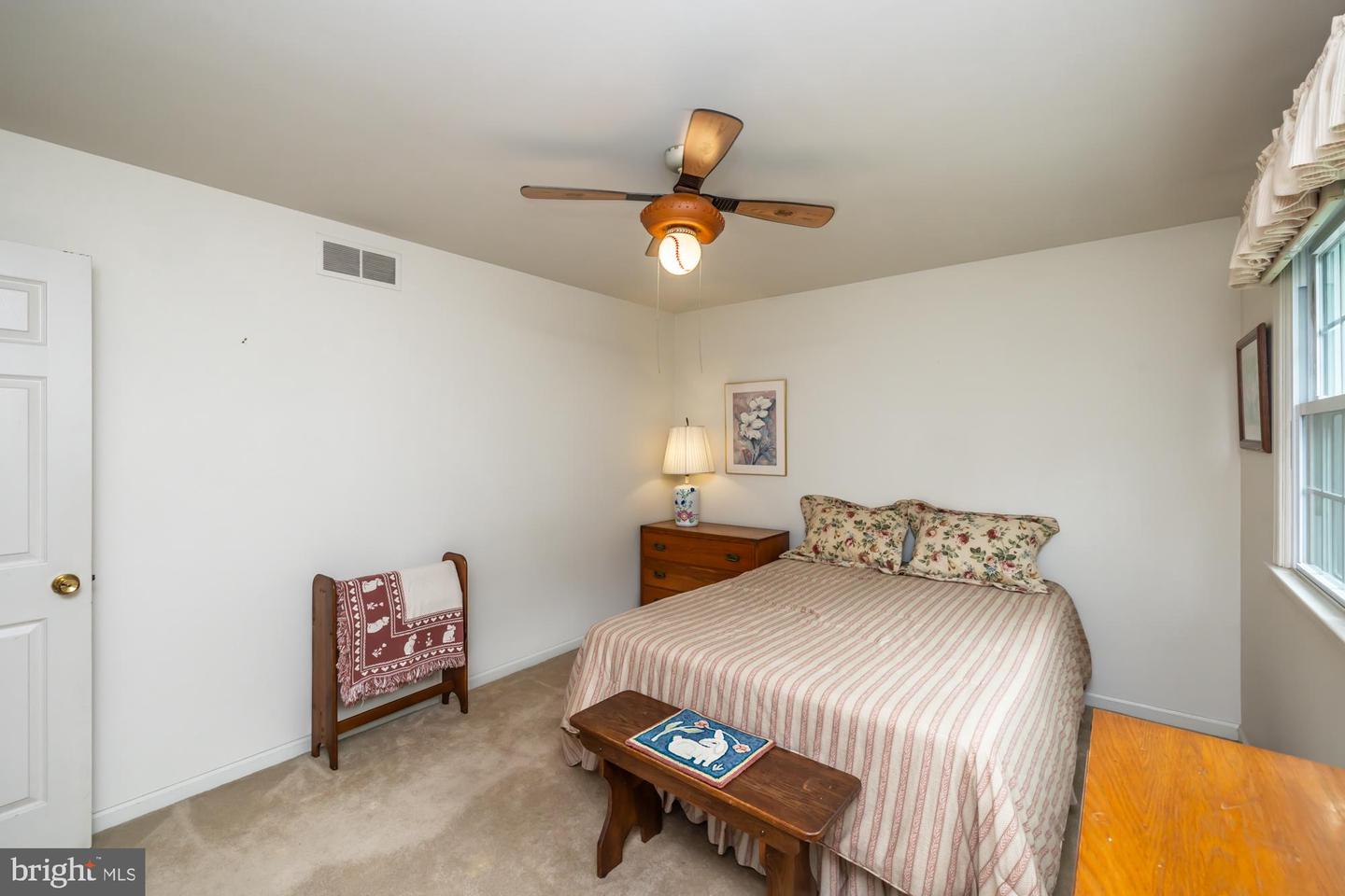 1466 Grove Ave Property Photo 46