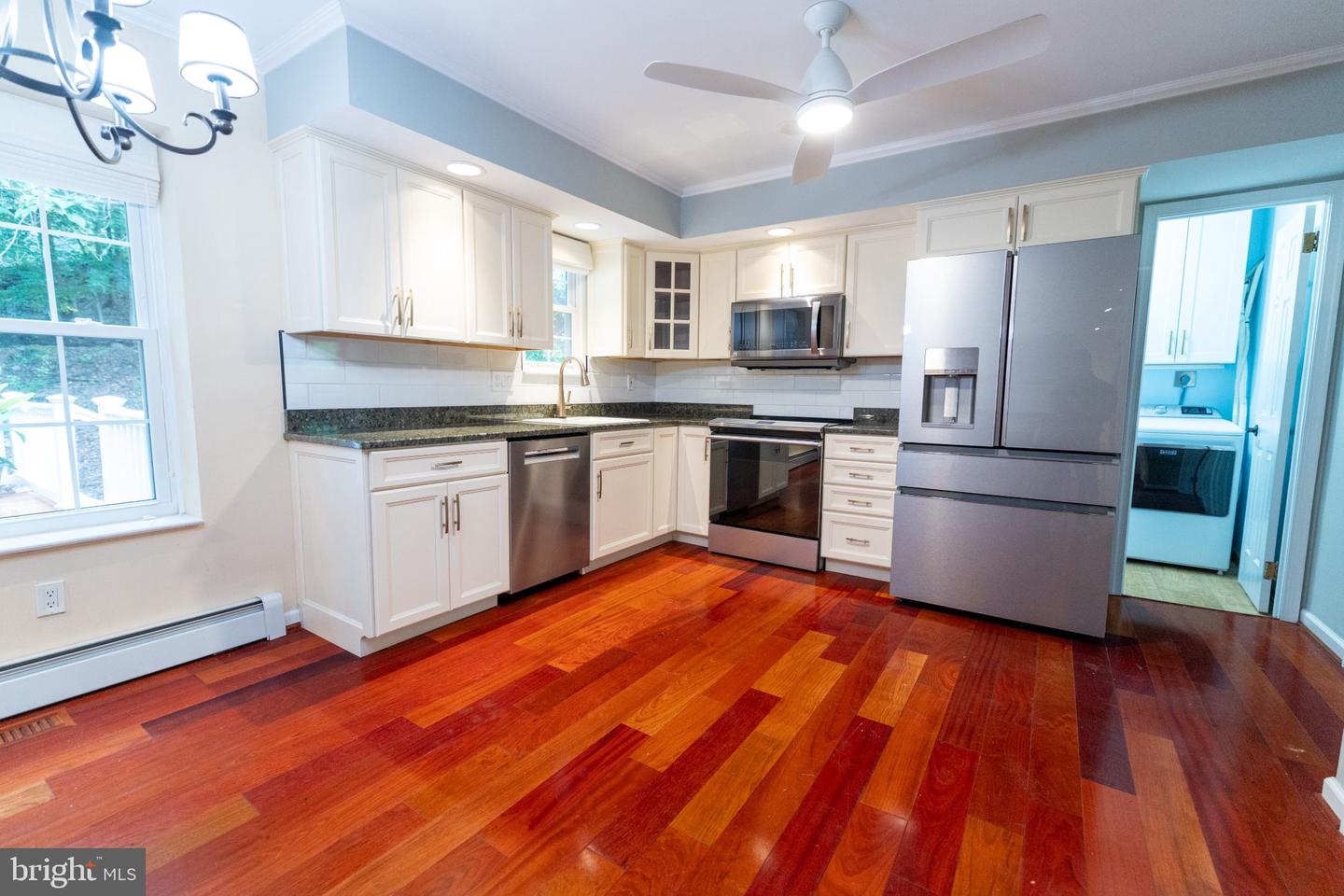 1141 School House Ln Property Photo 5