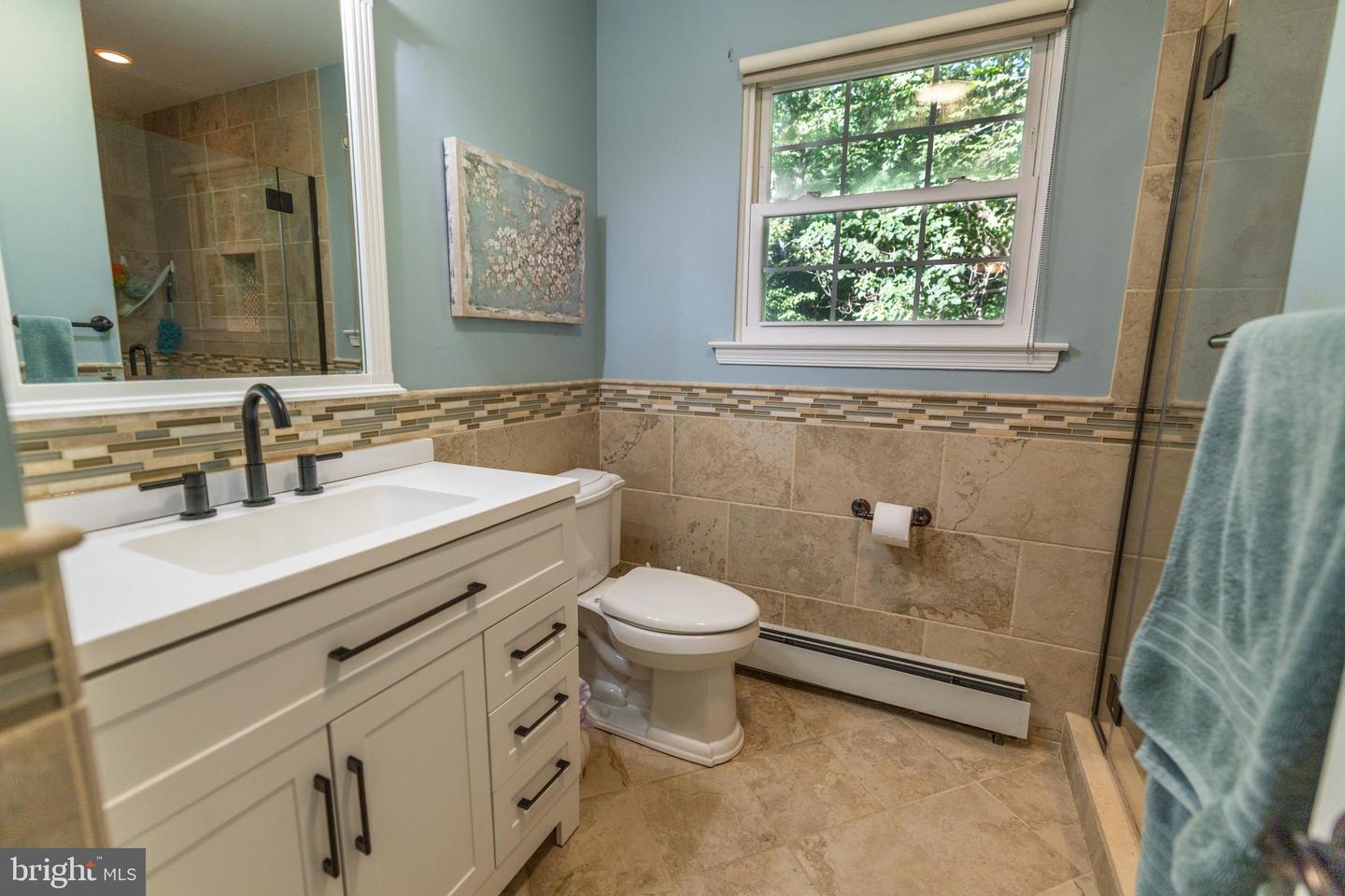 1141 School House Ln Property Photo 10