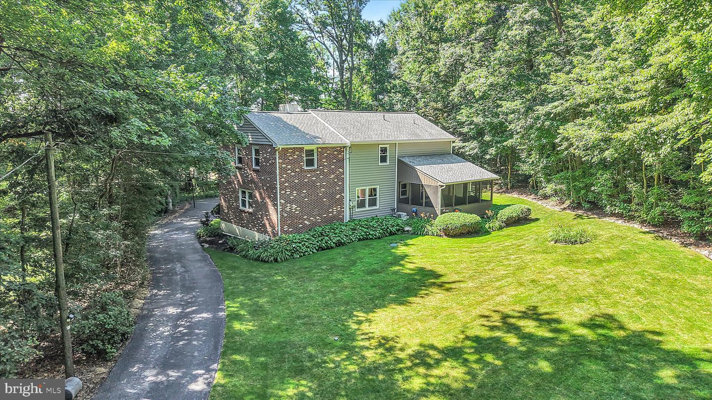 1392 Reservoir Rd Property Photo 13