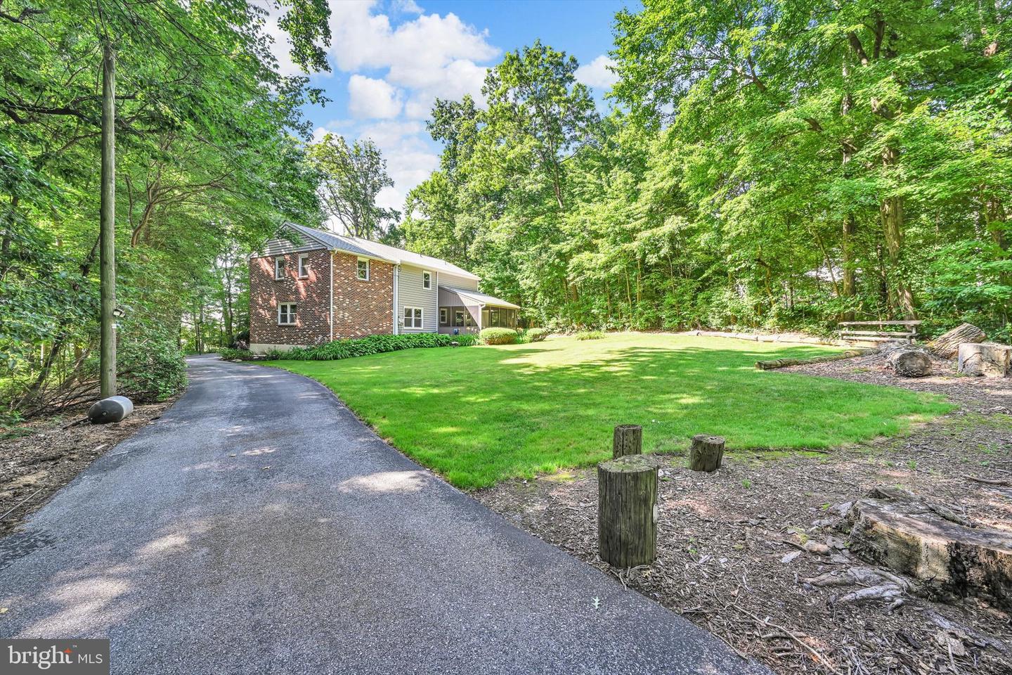 1392 Reservoir Rd Property Photo 14