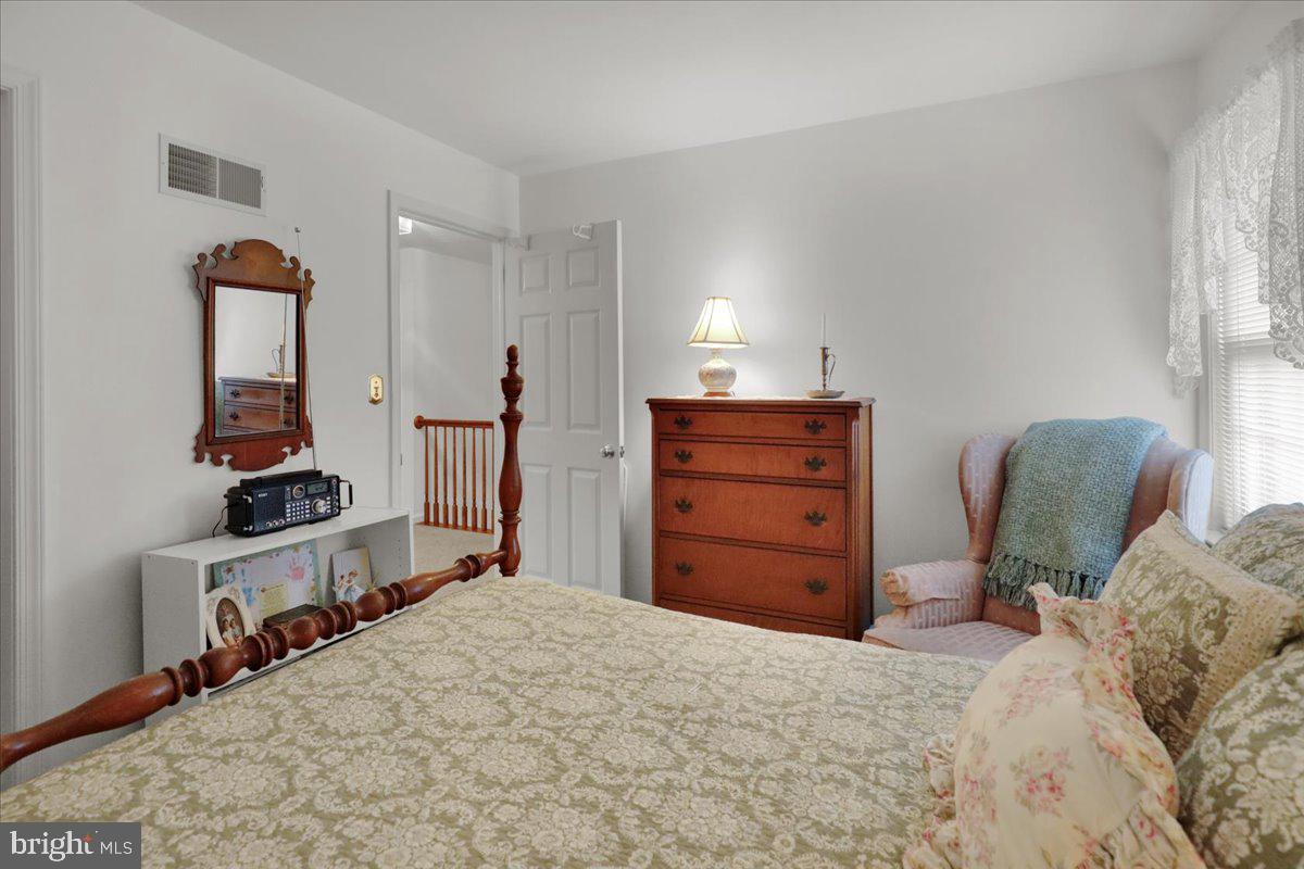 116 Steeplechase Dr Property Photo 16