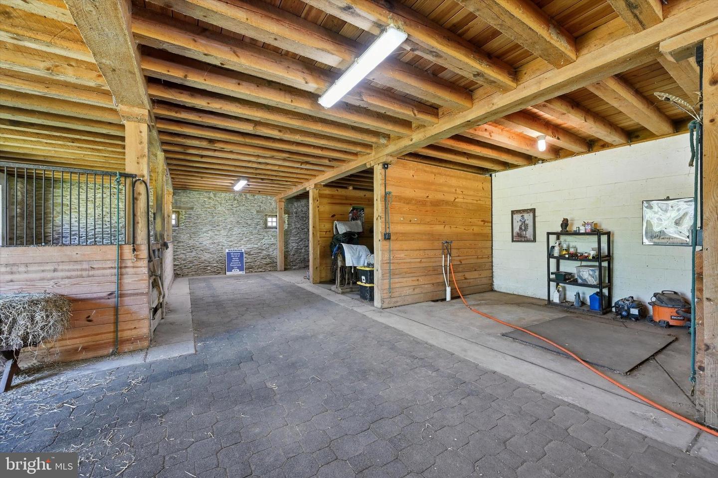 2275 Strasburg Rd Property Photo 10