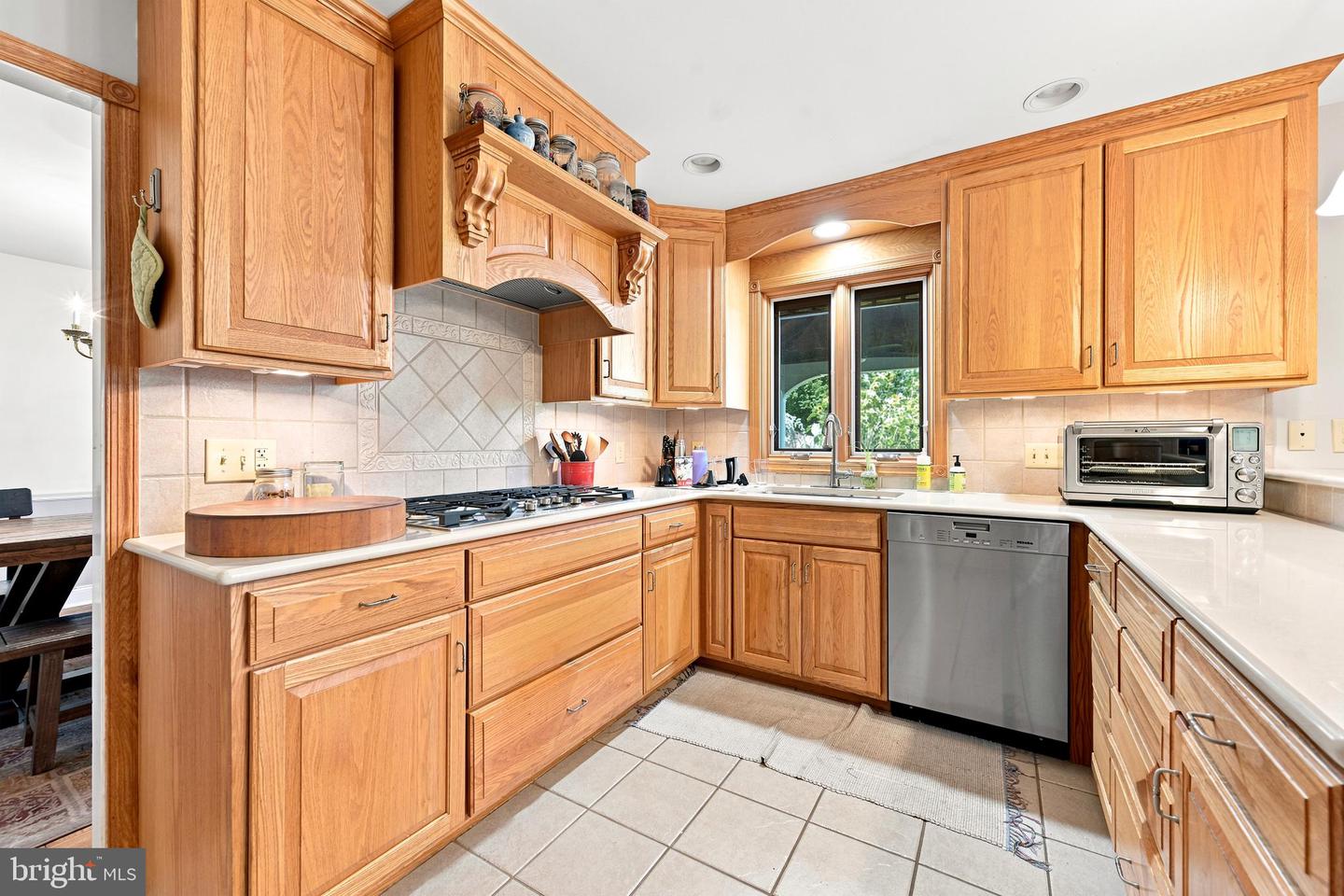2 Quail Run Ln Property Photo 7