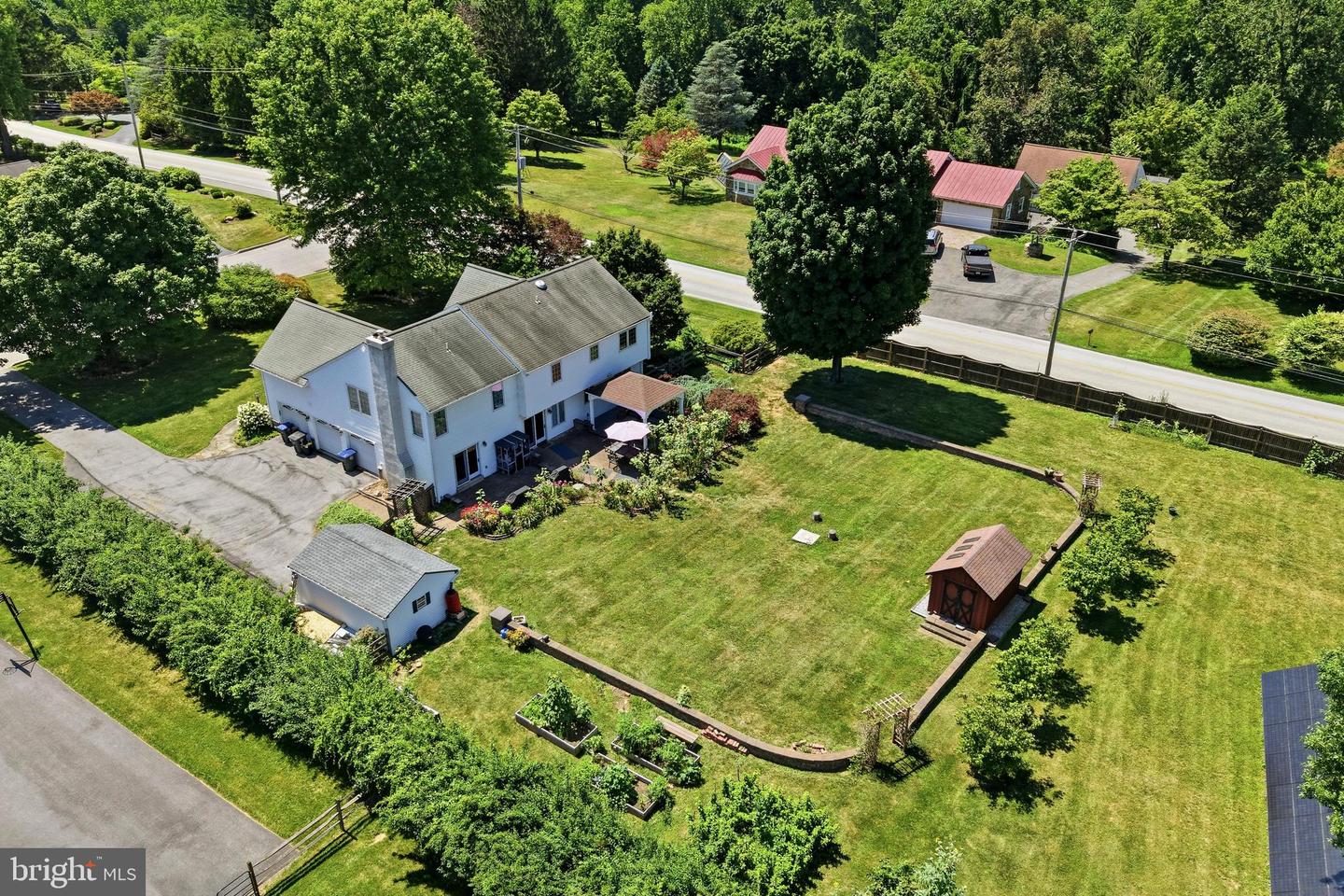 2 Quail Run Ln Property Photo 25