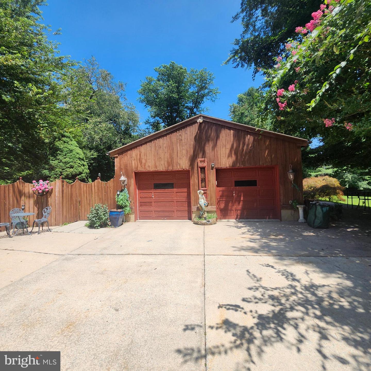 962 E Baltimore Pike Property Photo 3