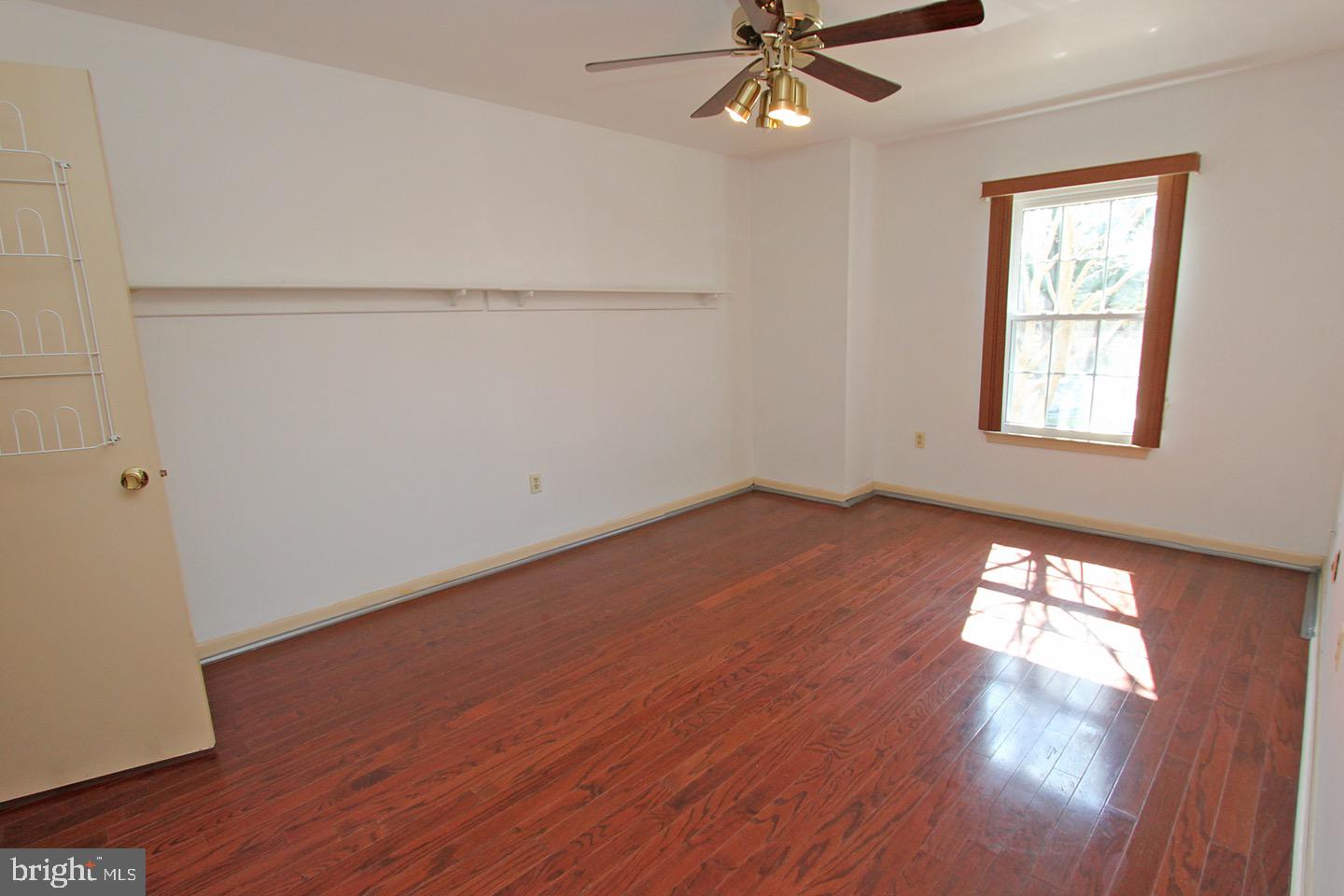 185 Valley Stream Cir Property Photo 17
