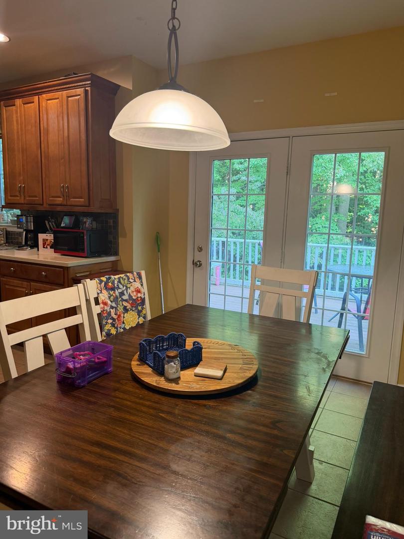 2829 Westerham Rd Property Photo 7