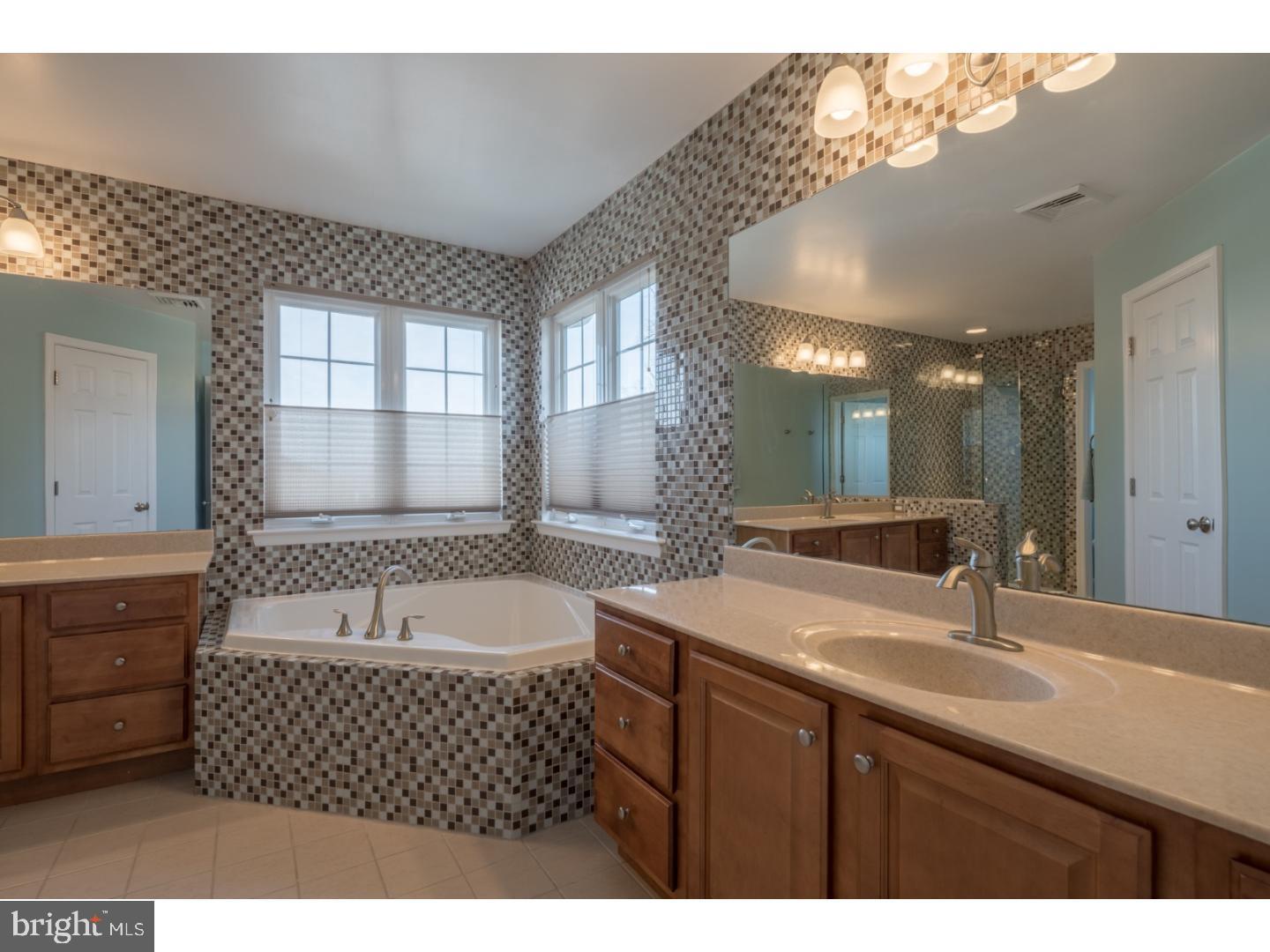 2829 Westerham Rd Property Photo 27